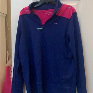 vineyard vines sweatshirt